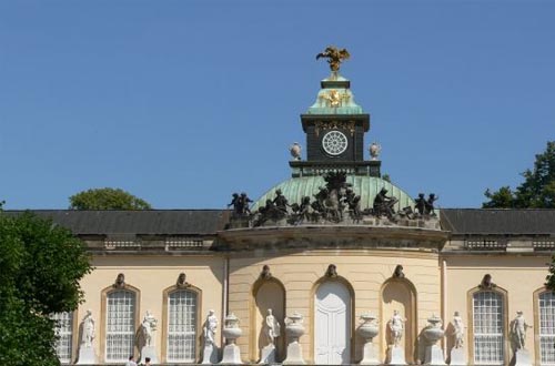 德國(guó)無(wú)憂(yōu)宮：沙丘上的宮殿圖片